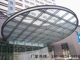 鋼結構玻璃雨蓬