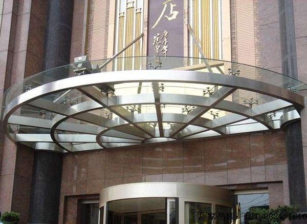 酒店鋼結構玻璃雨棚
